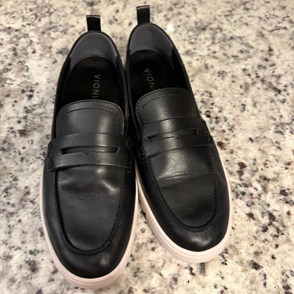 Black Vionic loafers. Excellent condition. Only worn once.